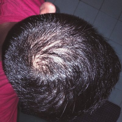 Akhrul3's profile picture. Tetep berendah hati