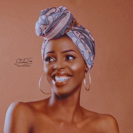 _deebimzO's profile picture. Model|Fashionpreneur|Melanin and proud🥰