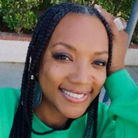 Regina R. Robertson ✍🏾(@reginarobertson) 's Twitter Profile Photo