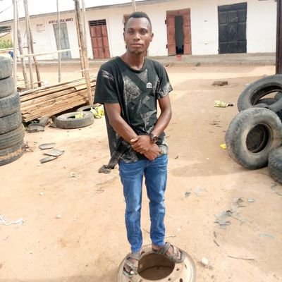 EliasEliasBoy's profile picture. UKIONA UNAPATA CHANGAMOTO SANA BASI  UJUE MAFANIKIO YANAKUJA