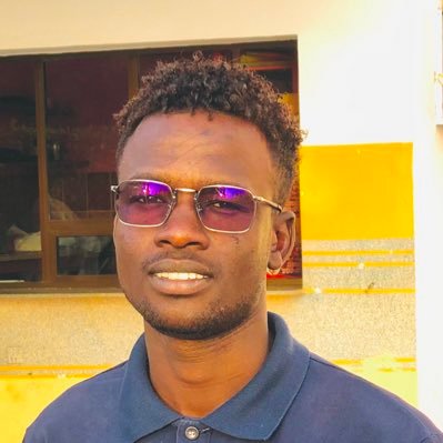 YASIN______ON's profile picture. الصمت هو رفيقنا الوفي الذي يحفظ ما بداخلنا 🍂