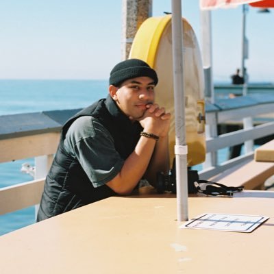 hey :) film photography/gaming all for fun 🤟🏼 ig: dude.always