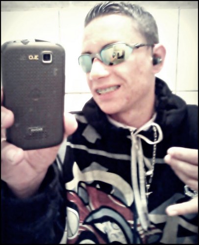 Contrate Meus Shows 966*77124 Ou 013-9607-3077 Meu Canal No Youtube:http://t.co/1QE9ihuzbJ