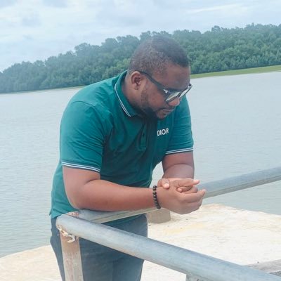 the_guide001's profile picture. Nigerian med. Doc| Health tips| med. consult| Manchester United