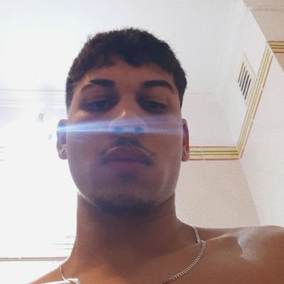 zhoahit's profile picture. arrascaeta fan acc // @caiomagrinelli