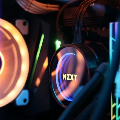 Hello! My name is Heeze and I love technology, photography, and refurbishing PC components.  I post things that I find to be inspiring! Thanks for dropping by!