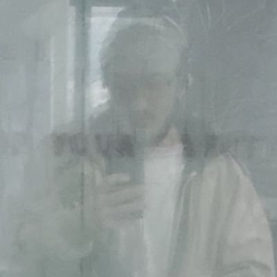 I love making music and tweeting dumb stuff