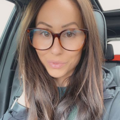 Mom to a beautifully wonderful little girl, wifey, Christian, fitness nut, and providing the greenhouse industry with produce labels and labeling solutions🤍