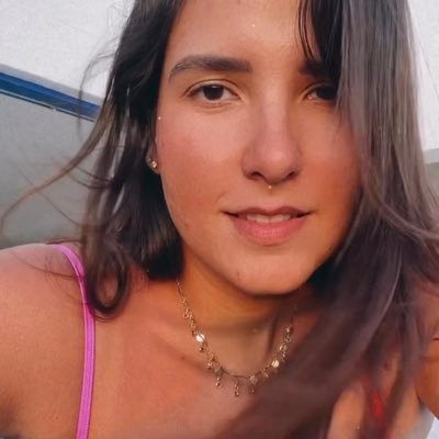 Já olhou no espelho e pensou “o que passa na cabeça dela...” ?
