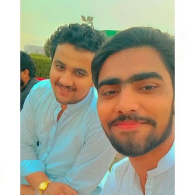 MalikUzaifa7's profile picture. There's no god but Allah ❤️