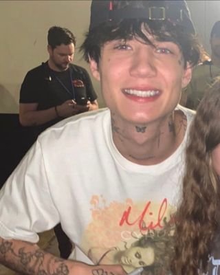 bestjadenstan's profile picture. idk