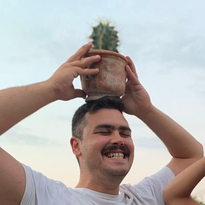 mitchthebabe's profile picture. 