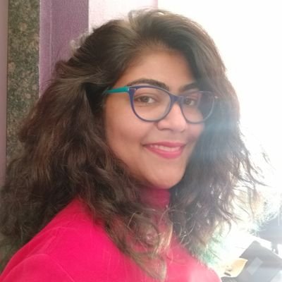 Words that define me: Microbiologist, Teacher, Dancer, Avid Reader
