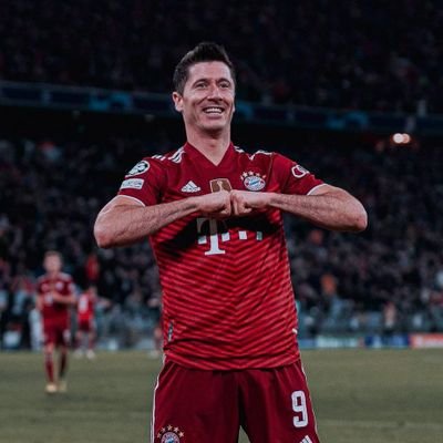I support Bayern munich|🇵🇱|playes football