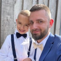 Chris Amos (@famousbizamos) 's Twitter Profile