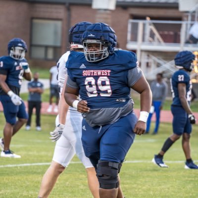 DemarcusMcgilb8's profile picture. DT @smccfootball