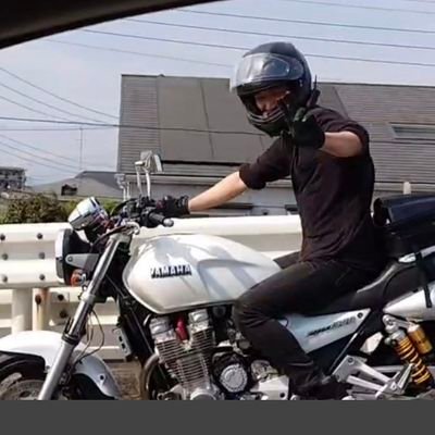 Schwarz_ER34's profile picture. I'm better off all by myself