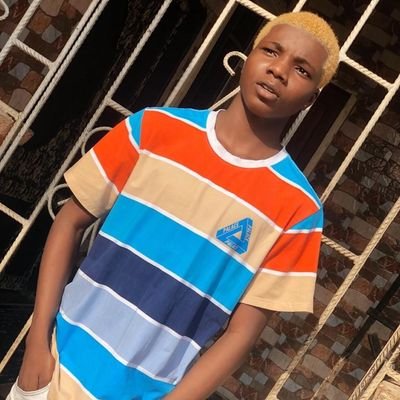 AmbitiousMoni3's profile picture. 💙I don't trust words😎
  ❤I even question actions🚀
💛But I never doubt 🅿️attern