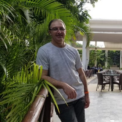 I've been a professional cooker since 1986 and I'd like to share with you my delicious cooking recipes.