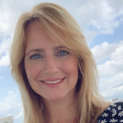 Mom 👩🏼👦🏼🧒🏼🧑🏿🦱Hockey Lover 🏒 Traveler 🌏Community ally 🌈
https://t.co/VLMCPrDZJ2