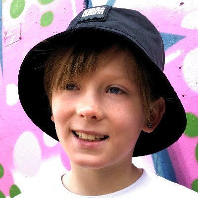 frankiemeadesuk's profile picture. FRANKIE IS IN THE HOUSE! I’m 9 years old and all I want to do is sing. EXCITED FINALIST @song_academy #SAYS22
All contact via @helenmeissner aka @helefonix