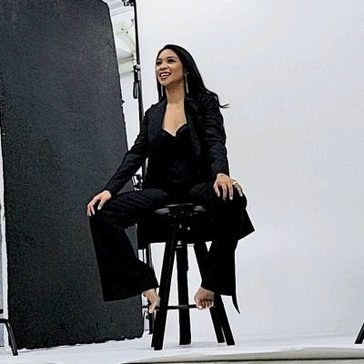 sarahmamavee's profile picture. 🇵🇭 🇭🇰 FOUNDER #WomenofHongKong ◦  IG@sarahvee.asia