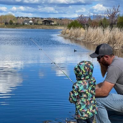 Love my family. Love my state. Love my Country. Love fishing, guns, and freedom and hate anything that gets in the way of that!