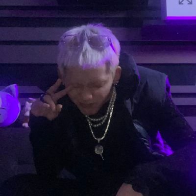 1999. : a star particle assimilated with his body controlled the energy in dancing. intelligence as a leader in treasure, choi hyunsuk