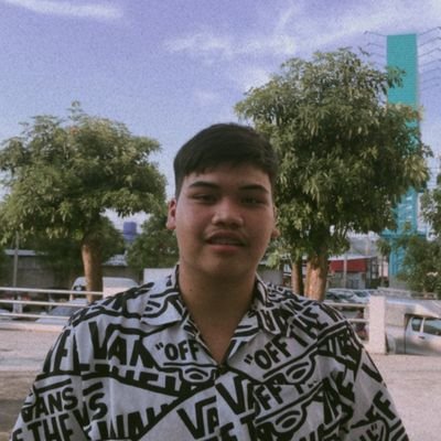 เบิ้ล อายุ17ปี
ขายสินค้า ผลิตภัณฑ์ หญิงkiss ชายkto🥰
สนใจทัก🥰 https://t.co/Aetzs2kiNP
มีเก็บเงินปลายทาง🔥📌