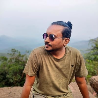 yogesh_badke's profile picture. Less is more