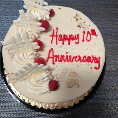 Mikeymojo2's profile picture. Chasing  dreams! options trader.