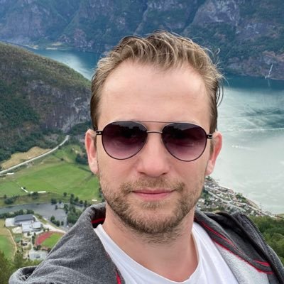 Jacek_mikrochip's profile picture. Elektronikk, Automasjon, Programvare.  (Design, Service, Reparasjon) - Rockemusikk gir mening til livet.