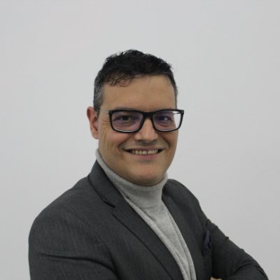 Administración de Empresas. Comunicación política.
Columnista de Prensa.
Escritor; El Lince @mercurioeditor 2020
Presidente @AteneoRepublic
Miembro de ARTIS