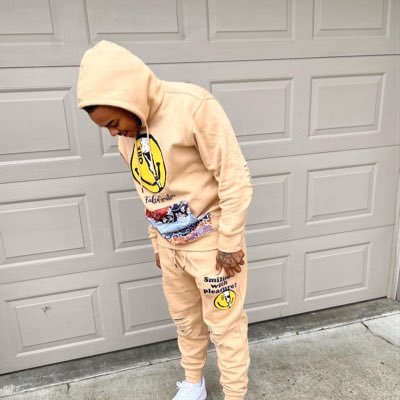 Cold world REAL cold world ..... RestEasyUnc 🔥💰🎤