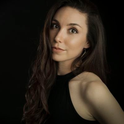 bertagusi's profile picture. Periodista | Comunicació en l'àmbit educatiu | Entre la ciutat i el poble | A vegades, escric | Tinc dues 🐶🐶