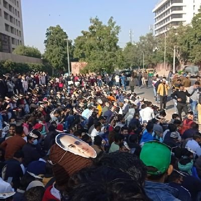 SURESHK58476772's profile picture. 