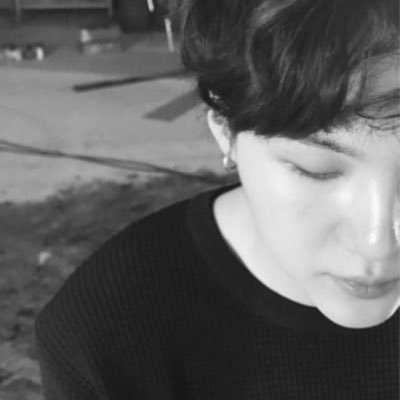 •let me know your pronouns when we interact •let me know if ur uncomfortable with jokes•chaotic asf• Toxic/Cringe