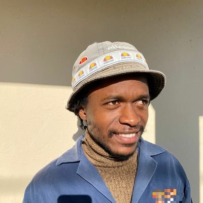 Im a cool guy ✌
Treat me like a joke imma leave like its funny 💃💃👌.. I am a Liverpool fan YNWA 🙌 ..... NMAH 👨‍🔧