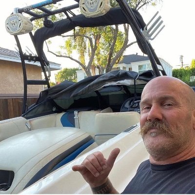 Dean3352778225's profile picture. Home improvement and contractor services #blessed contractor