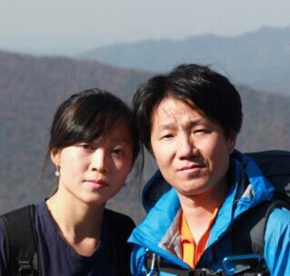 leeyr335's profile picture. 날고래=날고싶은 고래입니다. 항상 긍정적이고 다른 각도에서 의미있게 바라보려고 노력하고, 20년의 직업을 정리하고 다른 도전을 준비하는 이용래입니다