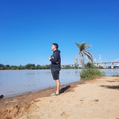 emi_10_87's profile picture. ....