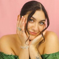 Rebecca Sichon (@rebeccasichon21) Twitter profile photo