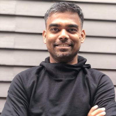 happy in a yoga studio(the 41’C kind),running and reading(almost always and everything). fascinated by investing, finance and macro economy. opinions are my own