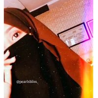 ayesha. (@pearlsbliss_) 's Twitter Profile