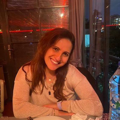 BAYKUS KADAR IYI GÖREBİLMEK🦉 insanlar gelir ve hayatınıza girer ve doğru olanlar her zaman kalır.