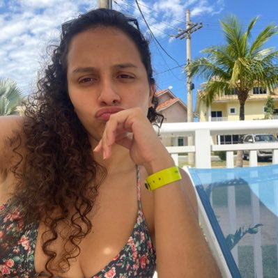 tscolorida's profile picture. Apenas uma pessoa em busca de recompensas melhores que a de ontem