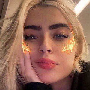 awnrorinha's profile picture. ✨tudo pra mim✨