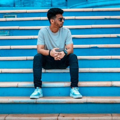 MustafaUnwala's profile picture. 👽