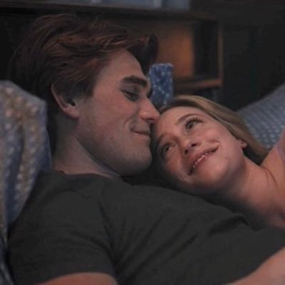 Barchie is endgame!!❤️🥰 Instagram: BarchieHqs. “I wanna be with you too Arch” Live tweeting new episodes as they’re airing