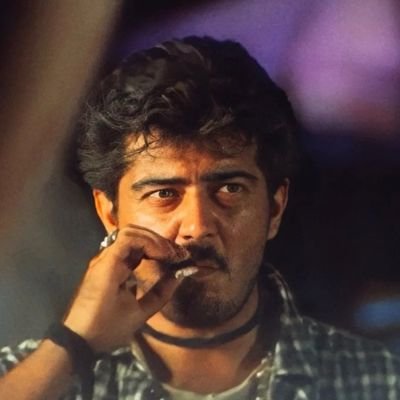 SathishSekar03's profile picture. cringe boy😂
toujours être heureux.😄😄